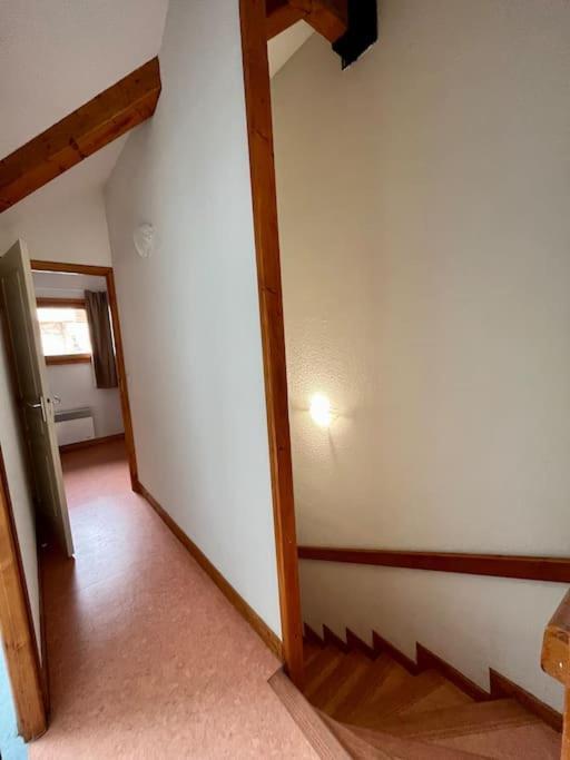 Chalet Vars 8 A 10 Personnes, Proche Des Pistes Bagian luar foto