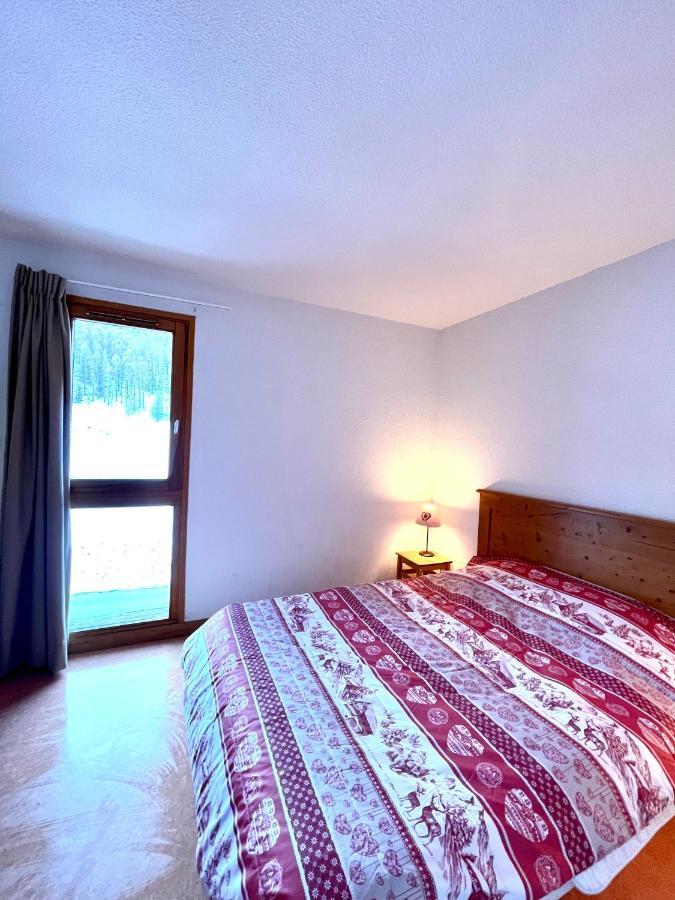 Chalet Vars 8 A 10 Personnes, Proche Des Pistes Bagian luar foto